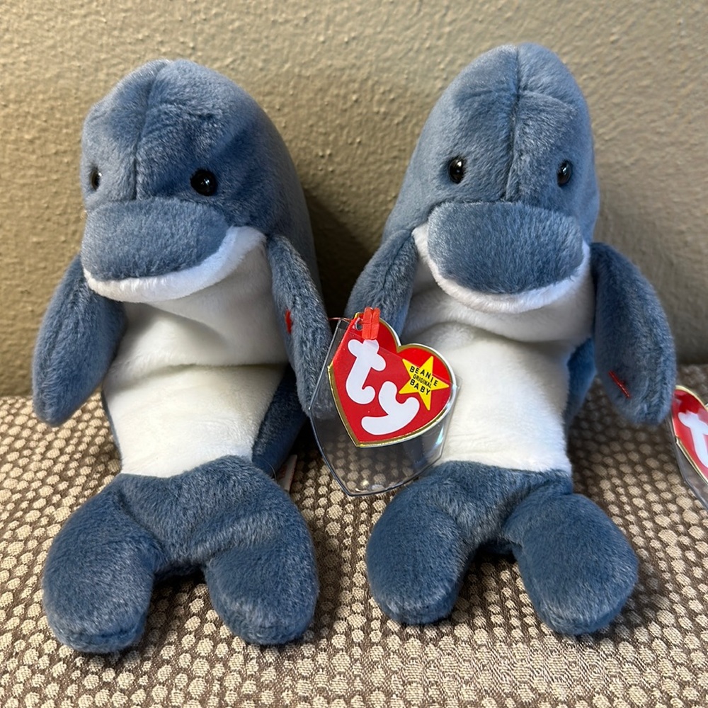 Vintage Ty Beanie Babies - Waves and Echo